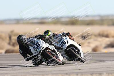 media/Dec-07-2025-CVMA (Sun) [[3e7d2de5dc]]/Race 11-Formula 2-CVMA Hooligans-American Thunder/